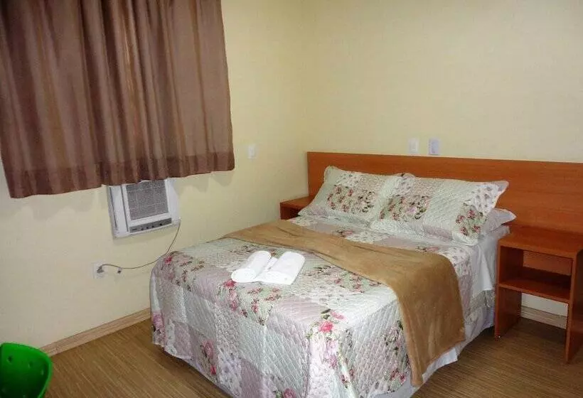 Hotelli Brasil Center