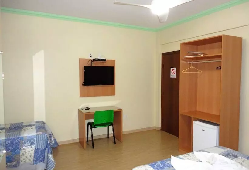 Hotelli Brasil Center