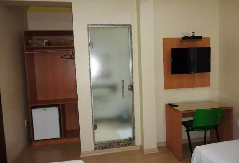 Hotelli Brasil Center