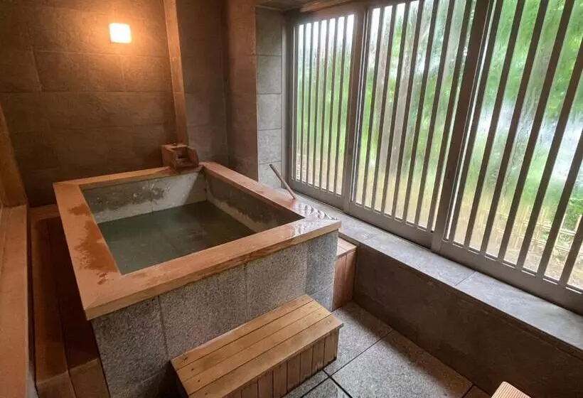 Hotelli Kuriya Suizan