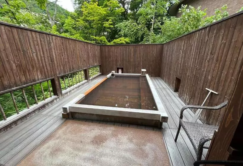 Hotelli Kuriya Suizan