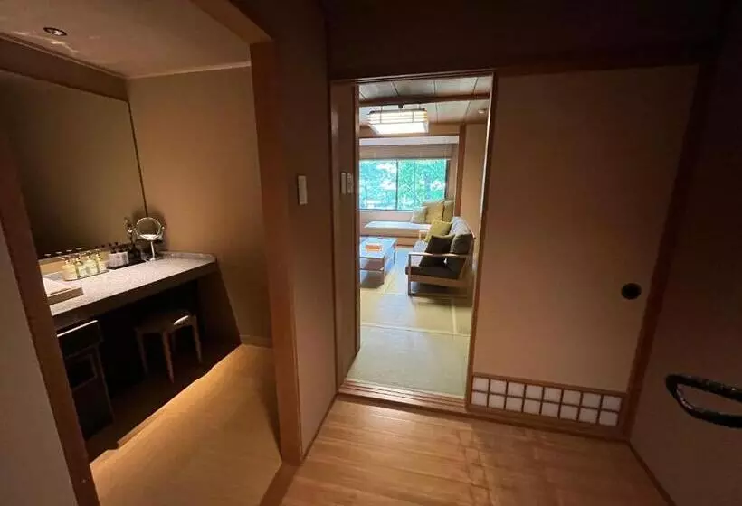 Hotelli Kuriya Suizan