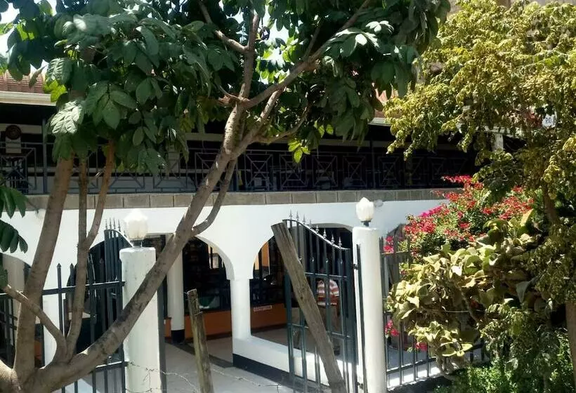 هتل Pyramid Restaurant