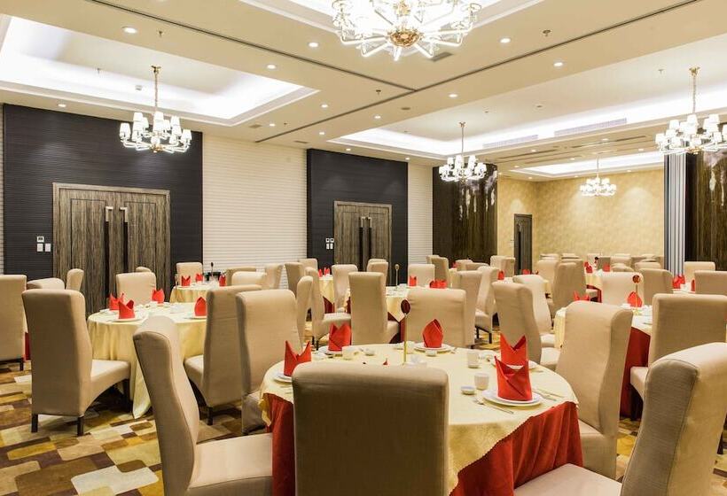 Swiss Belhotel Blulane