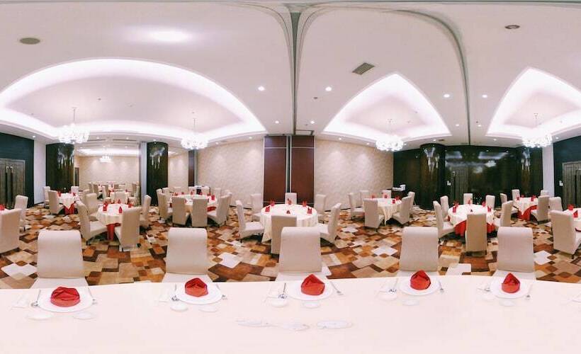 Swiss Belhotel Blulane