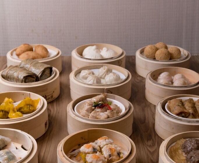 Swiss Belhotel Blulane