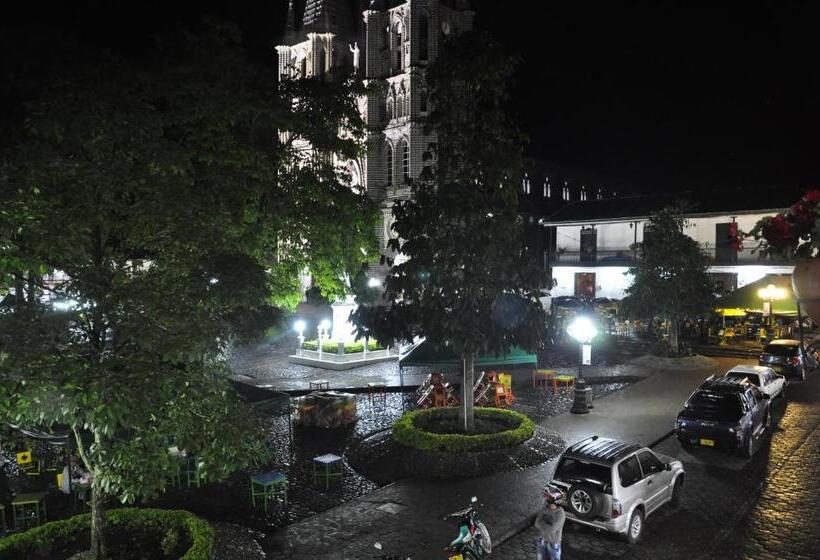 هتل Valdivia Plaza