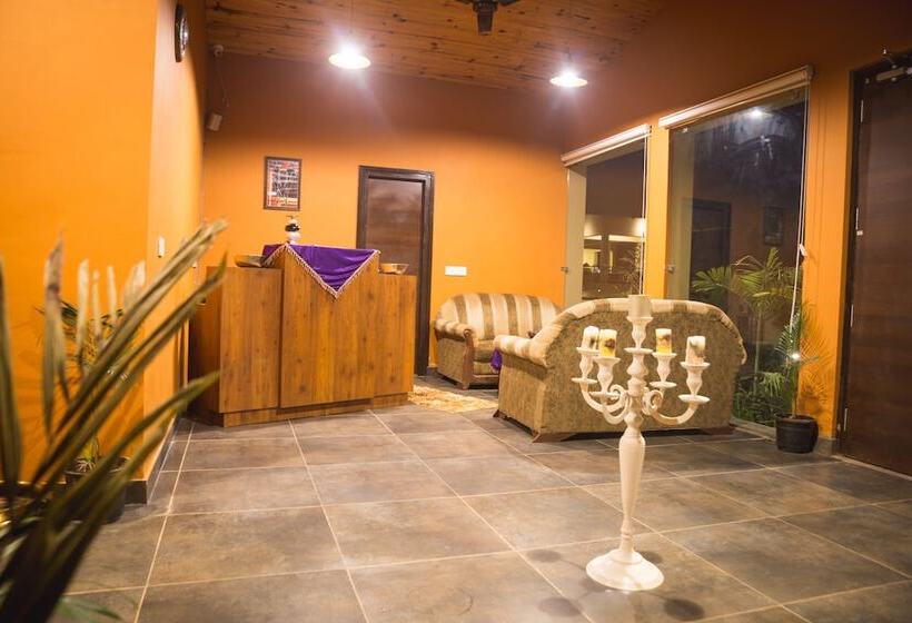 Sitabani Jungle And Spa Resort