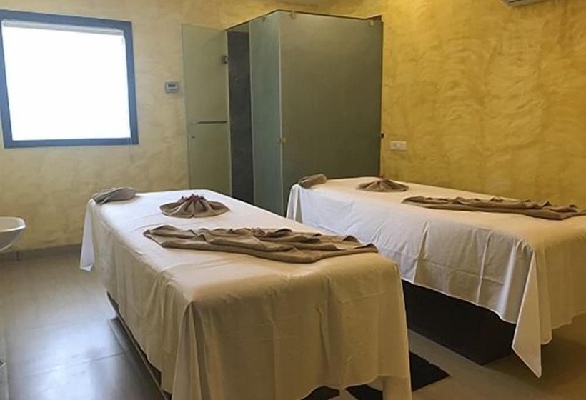 Sitabani Jungle And Spa Resort