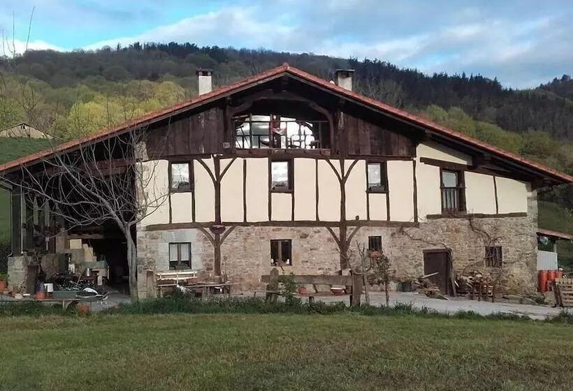 ユースホステル Otardi