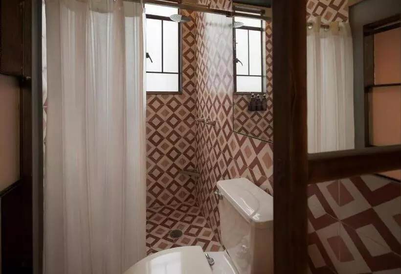 تختخواب و صبحانه Don Jacinto Stay&sip