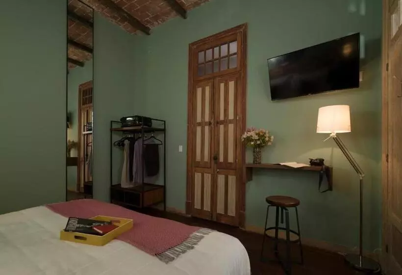 تختخواب و صبحانه Don Jacinto Stay&sip