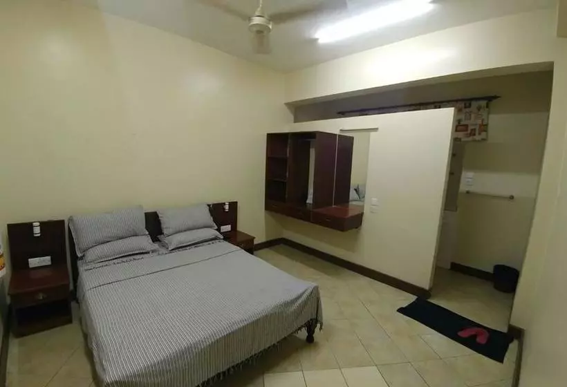 تختخواب و صبحانه Marigold Guest House