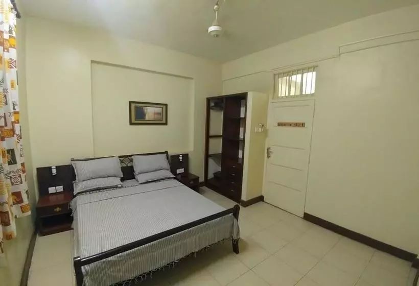 تختخواب و صبحانه Marigold Guest House