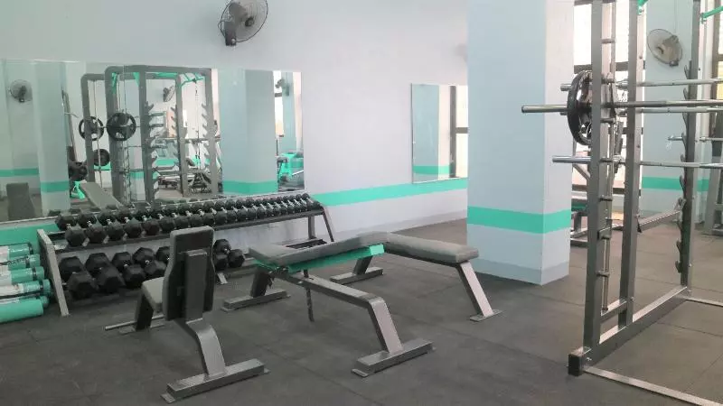 هتل Bed And Bath Serviced Suites