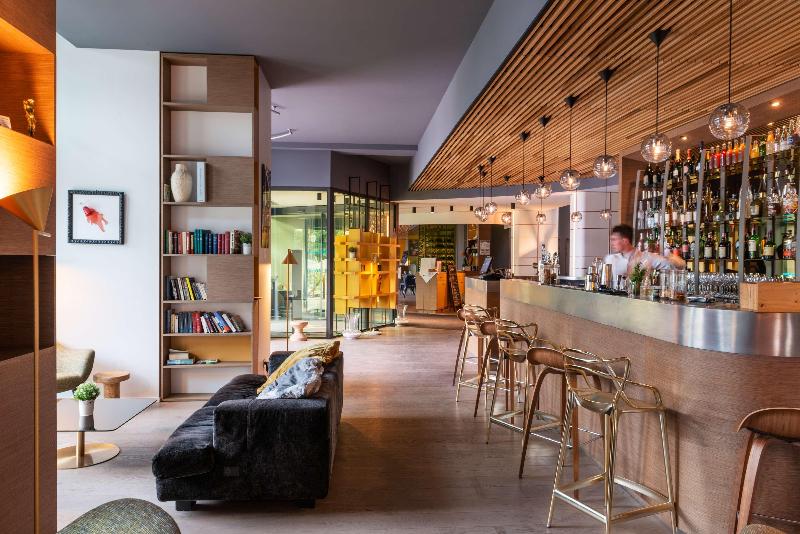 בית מלון כפרי Golden Tulip Saint Malo– Le Grand Be