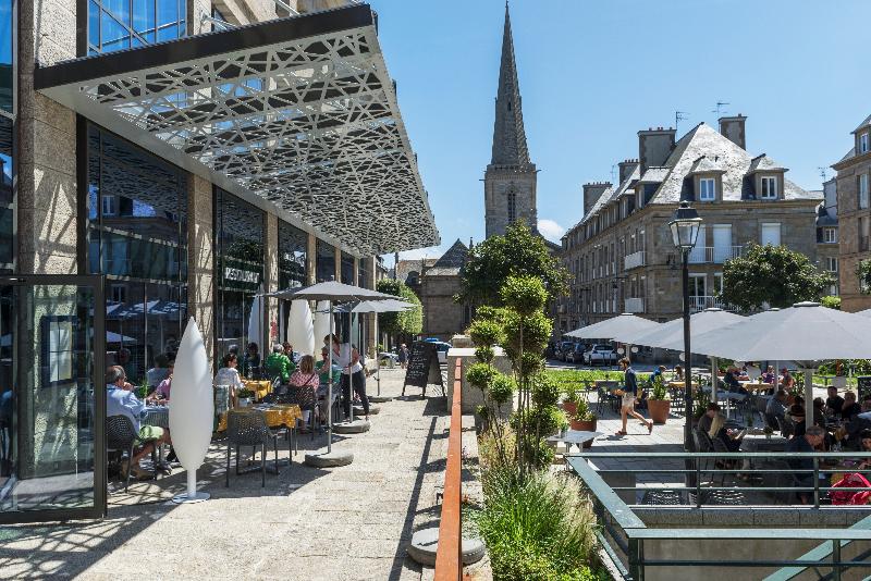 בית מלון כפרי Golden Tulip Saint Malo– Le Grand Be