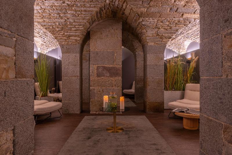 בית מלון כפרי Golden Tulip Saint Malo– Le Grand Be