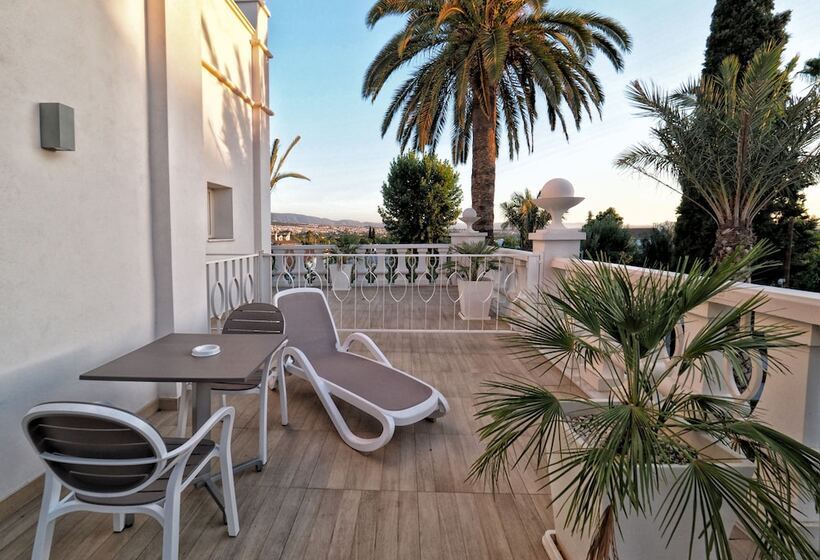 בית מלון כפרי Quinta Real Granada