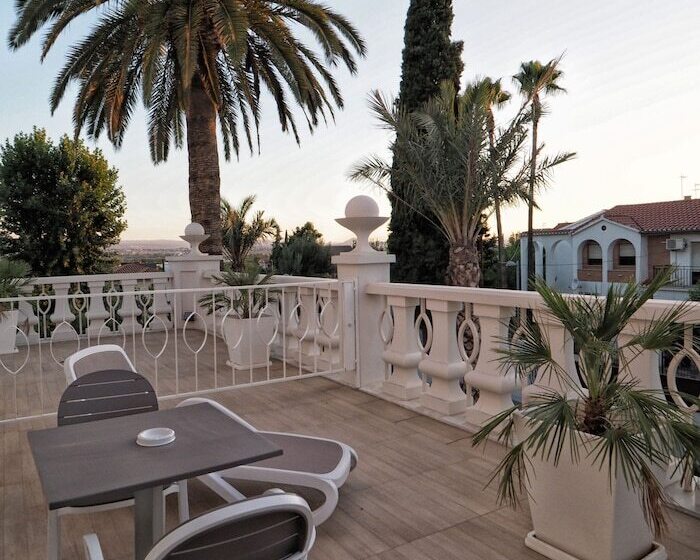 בית מלון כפרי Quinta Real Granada