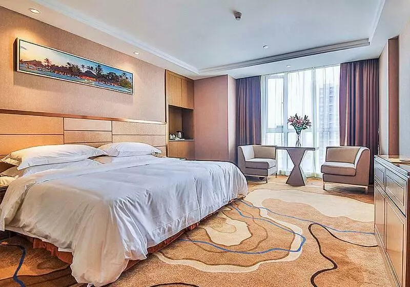 Vienna International Hotel Huhan Jiedaokou