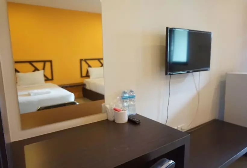 مُتل Somsamai Style Apartment