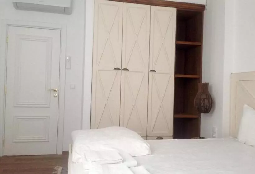 تختخواب و صبحانه Guest Rooms Boutique Varna