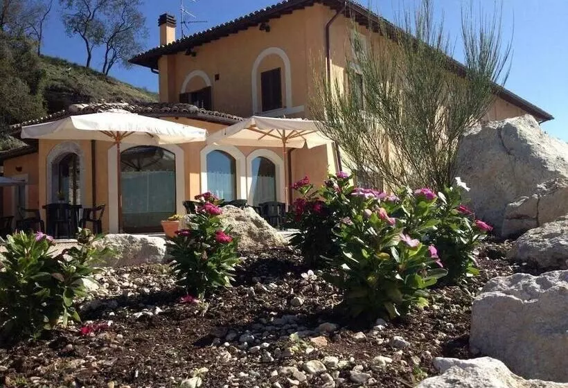 Aamiaismajoitus (B&B) Il Casale San Martino