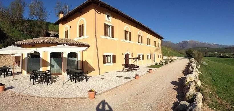 Aamiaismajoitus (B&B) Il Casale San Martino
