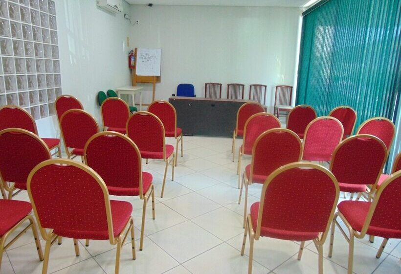 Отель Alvorada Palace