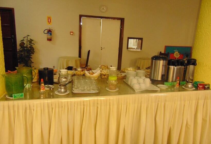 Отель Alvorada Palace