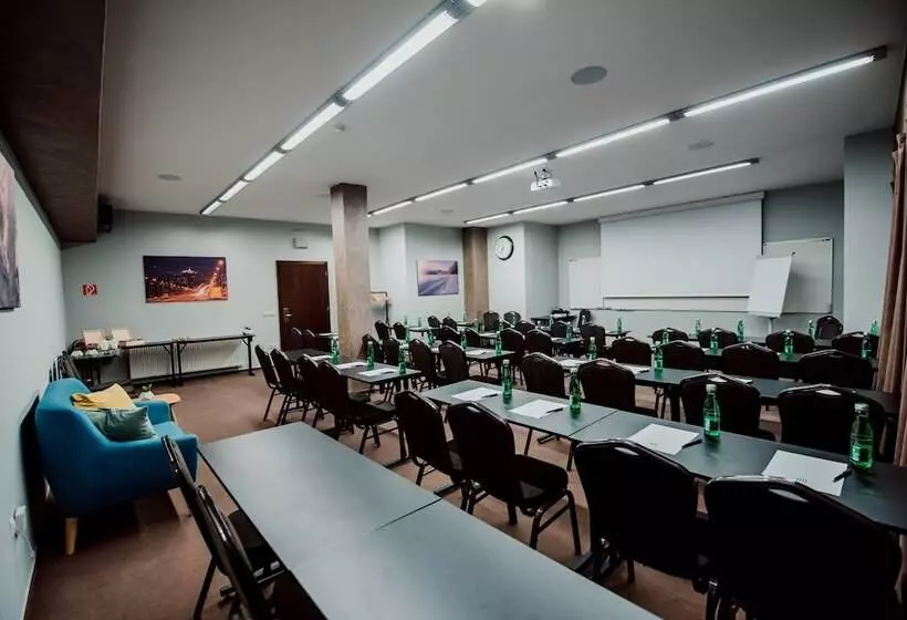 Boutique Hotel11 With Rooftop Spa