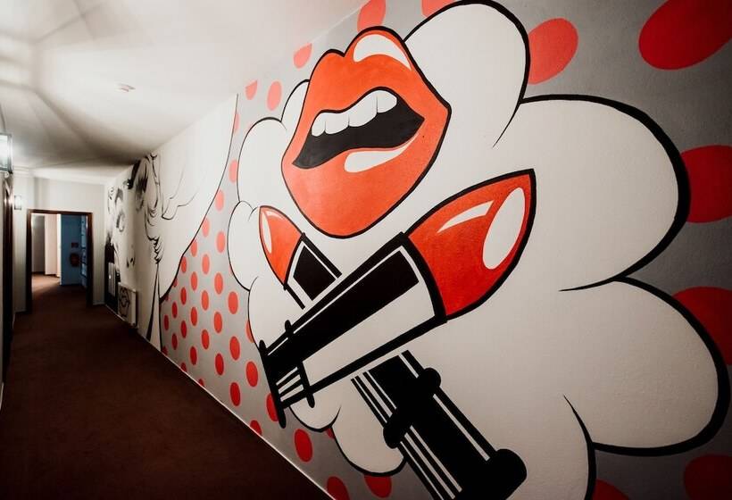 Boutique Hotel11 With Rooftop Spa