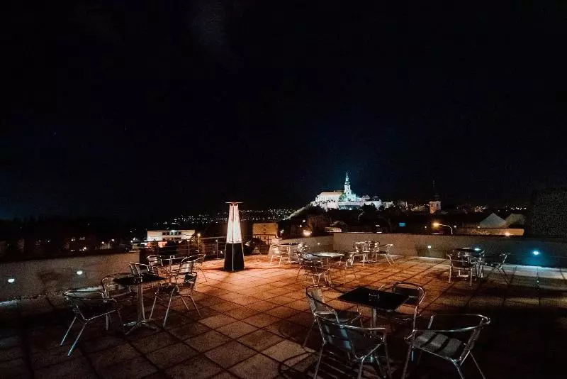 Boutique Hotel11 With Rooftop Spa