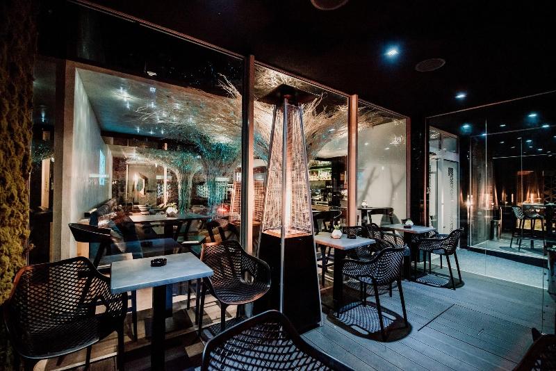 Boutique Hotel11 With Rooftop Spa