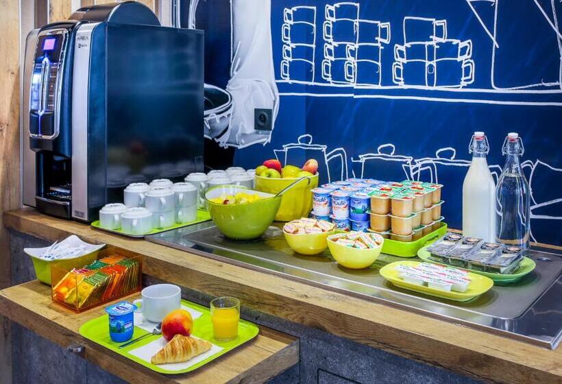 호텔 Ibis Budget Salzburg Airport   Self Check In