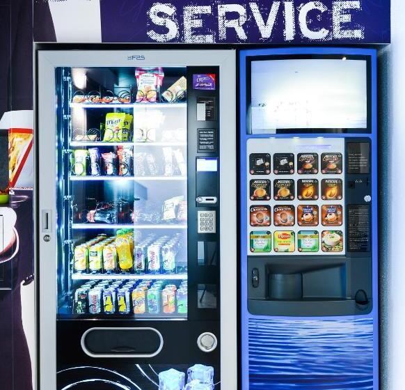 호텔 Ibis Budget Salzburg Airport   Self Check In