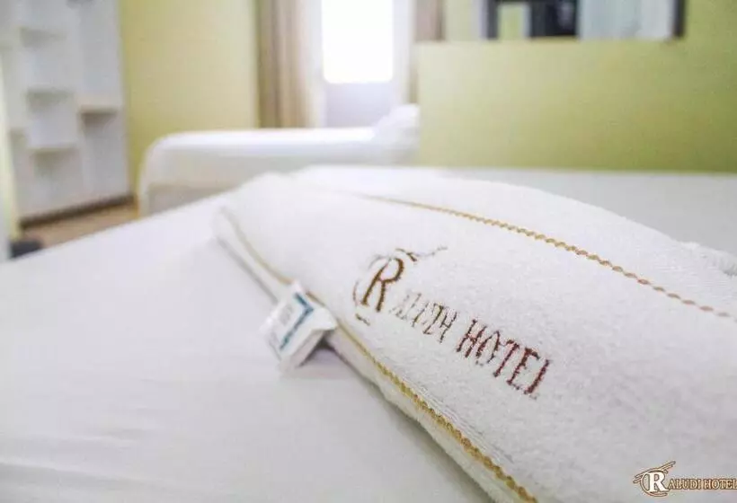 ホテル Raludi
