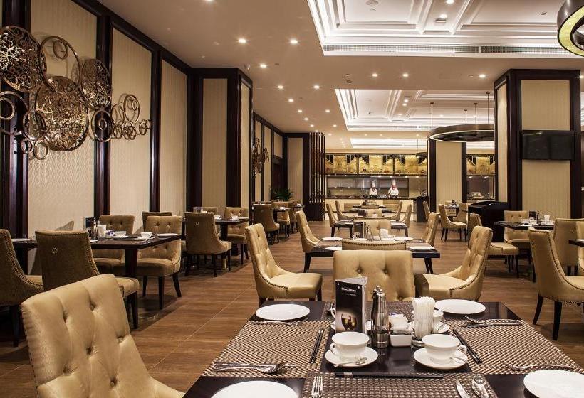 Отель Zhixin Holiday