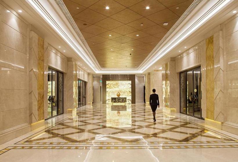 Отель Zhixin Holiday