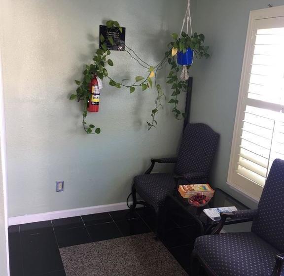 مُتل Royal Palace Inn