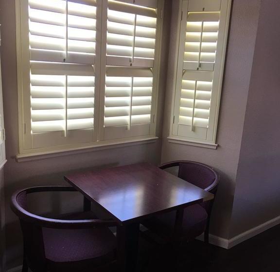 مُتل Royal Palace Inn