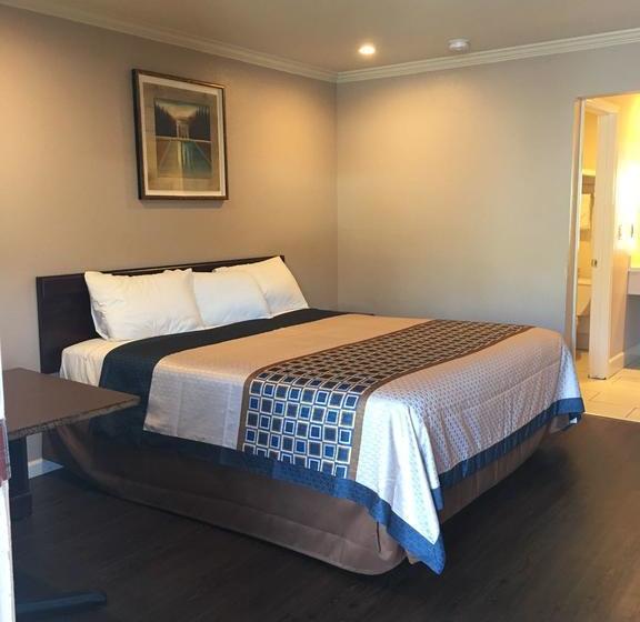 مُتل Royal Palace Inn