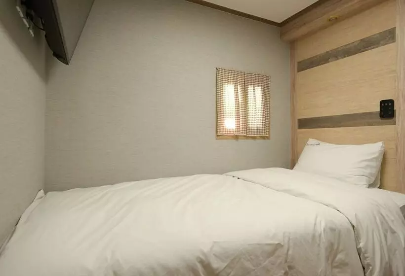 Daeyoung Hotel Myeongdong