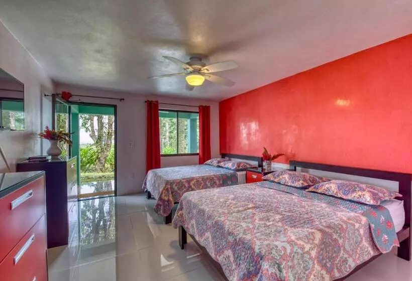 ホテル Casa Conley Del Mar