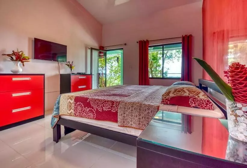 ホテル Casa Conley Del Mar