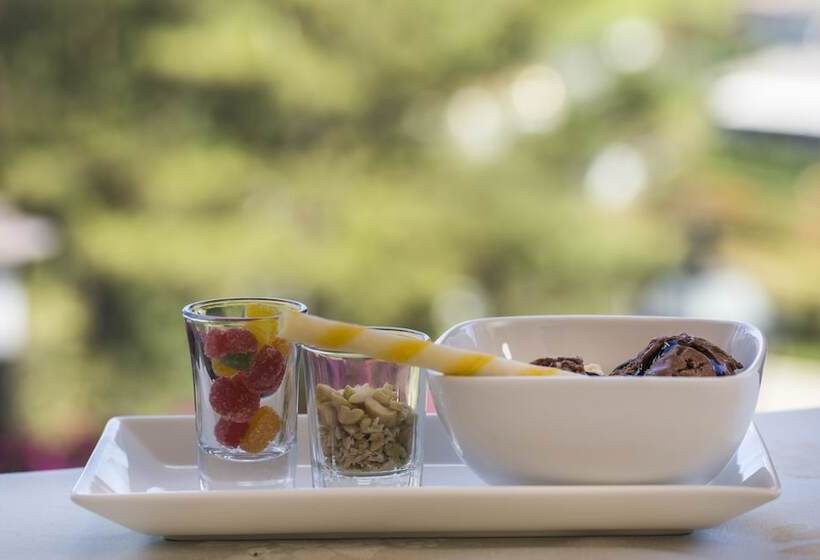 בית מלון כפרי The Cheriz Boutique