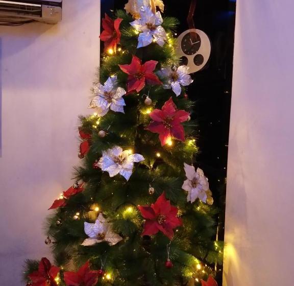 فندق Eustacia Suites