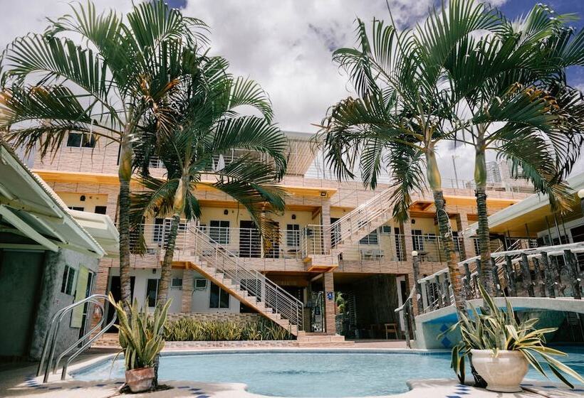 Gingging Hotel And Resort