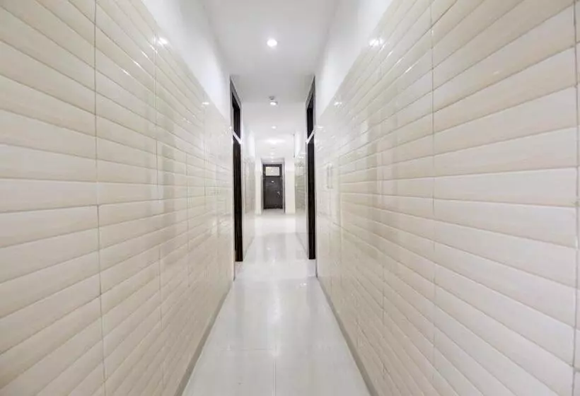 ホテル Mint City Center Suites